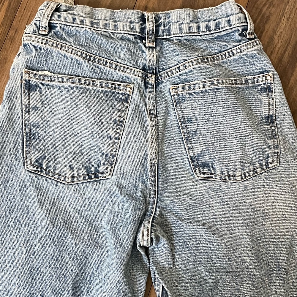 Zara Light Blue Distressed Leg Jeans - Picture 4 of 4